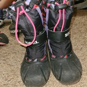 Sorel girl boots